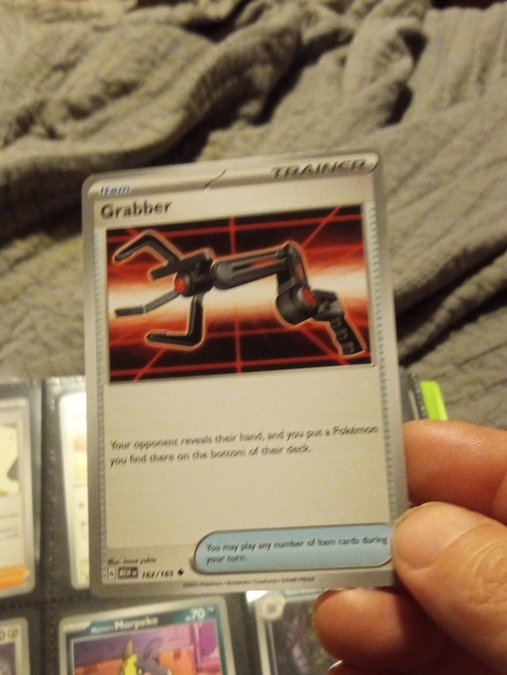 Pokemon Grabber Trainer Card - Black and Red